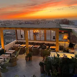 Hostel Atlantic As-Suwajra